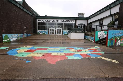 Little Rock School Board Votes To Close Booker Meadowcliff Elementary