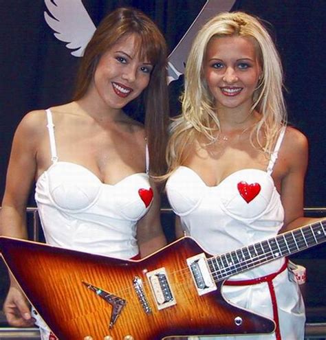 Sexy Guitars Guitars With Sex Appeal Roman Guitars