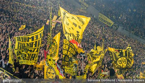 636 x 382 jpeg 66 кб. Borussia Dortmund's Yellow Wall Sings Deafening Rendition Of 'Jingle Bells' (Video) | Who Ate ...