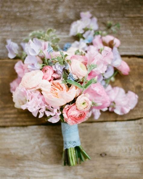 18 Tender Mixed Pastels Wedding Bouquets Weddingomania