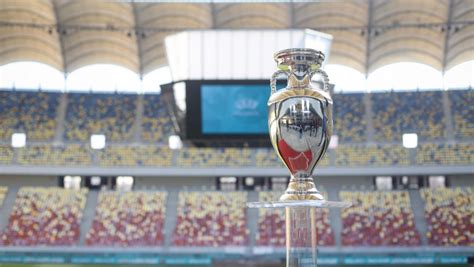 Join all euro 2020 fans, local fans who consistently follow euro 2020 matches, worldwide fans for whom it is their first experience watching a euro 2020 match live in action and just common football. Cei care au bilete la meciurile EURO 2020 vor circula ...