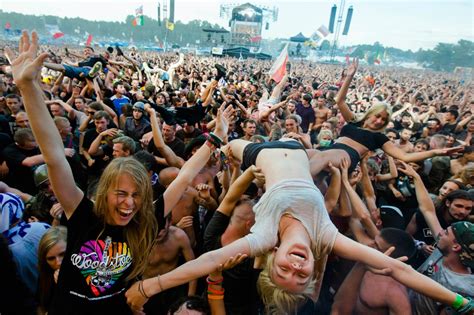 750000 Partiers Show Up At Polands Woodstock Festival Nbc News