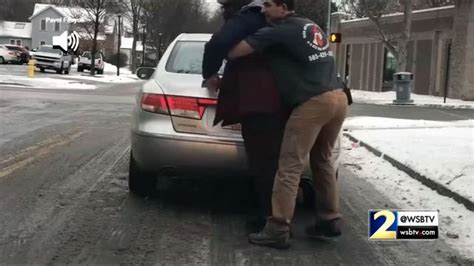 Good Samaritan Saves Man Choking On Side Of Road Wsb Tv