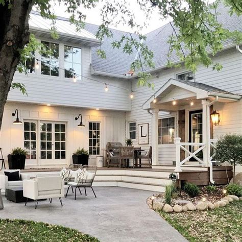 Front Yard Landscaping Idea For Lazy Owner House Exterior Porch
