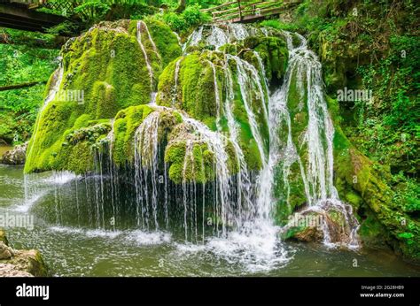 Bigar Wasserfall Am Minis Fluss Rumänien Einer Der Schönsten