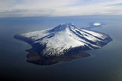 Jan Mayen - Wikipedia, the free encyclopedia | Island, Volcano islands ...
