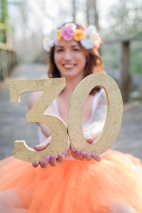 Whether it's a special occasion or you simply want a little token to make her smile, our range of gift ideas for her has plenty of options to spark inspiration. 30th birthday photoshoot - Google Search | Birthday ...