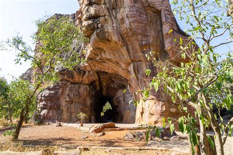 The Bhimbetka Rock Shelters And Cave Paintings In India