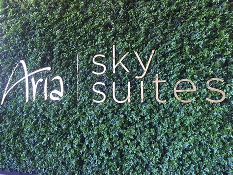 Aria Sky Suites Las Vegas ~ Indonesian Passions For Luxury Iucn Water