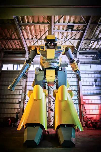 Worlds Largest Humanoid Robot Is Too Tall To Leave Its Warehouse