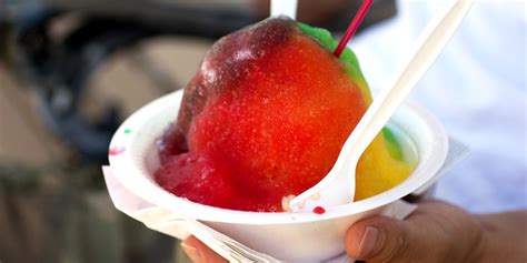 Here at hawaii.com, we're big fans of food. 10 Foods You Absolutely Must Try In Hawaii | HuffPost