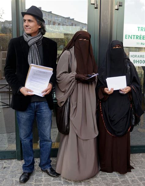 Il Paye Lamende Dune Femme Verbalisée Pour Port Du Niqab Elle