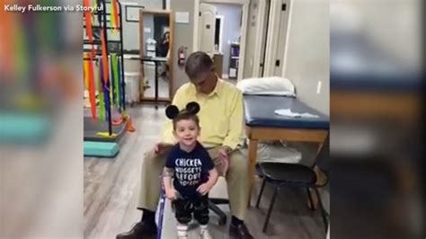 3 Year Old With Cerebral Palsy Counts Steps At Physical Therapy Abc7