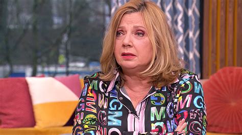 People who liked loretta schrijver's feet, also liked Loretta Schrijver proeft verschil niet tussen Coca‑Cola ...