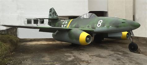 Messerschmitt Me 262 110400