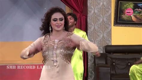 sobia khan beautiful stage performance punjabi song lahore theater smb youtube