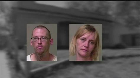 Couple Accused Of Having Sex In Front Yard Neighbors Horrified