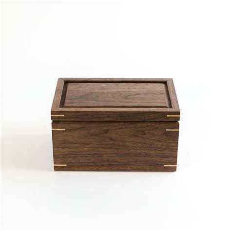 keepsake memory box personalized walnut wood mad tree woodcrafts®