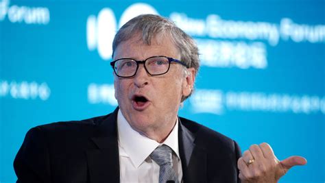 Gates wrote his first software program at the age of 13. Bill Gates estima cuándo volverá a la normalidad el mundo ...
