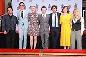 El elenco de The Big Bang Theory se inmortaliza en el Paseo de la Fama ...