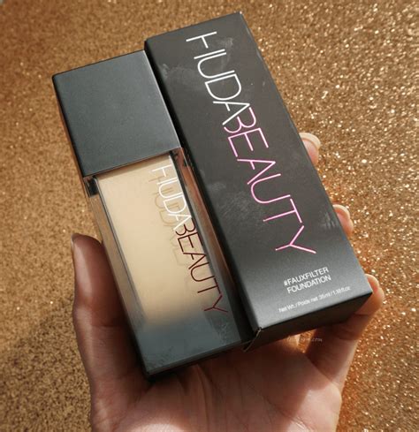The Best Foundations For Oily Skin According To Reviews Heidi Salon