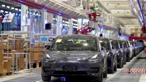 Tesla Resumes Production In China Shanghai Gigafactory Re Opens