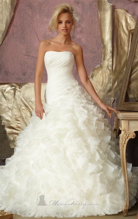 20 Beautiful Wedding Dresses For Modern Brides Style
