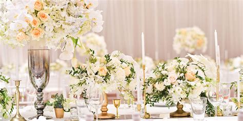 From couples who spend $80,000 on their wedding to couples who spend $2000, this final figure is the average cost of a wedding in australia. How Much Do Wedding Flowers Cost? | Wedding Floral Pricing ...