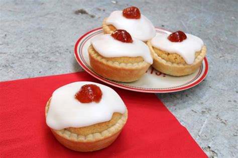 Mince Pie Bakewell Tarts Recipe Recipe What The Redhead Said