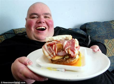 Britains Fattest Man Barry Austin Perilously Ill As He Finally Tries To Lose Weight Daily