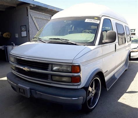 1996 Chevrolet Express 1500 Country Coaches I Found This C Flickr
