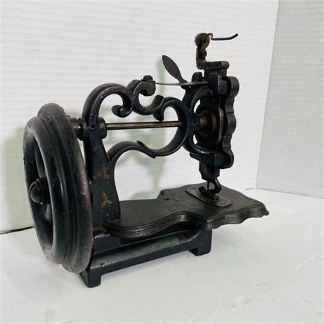 Lot 11 New England Sewing Machine Circa 1860 67 Slocal Estate