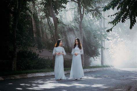 Puisi islami di zaman sekarang masih sering kita jumpai di media sosial. Puisi Cinta Islami Pendek Menyetuh Hati Banget - My Poem