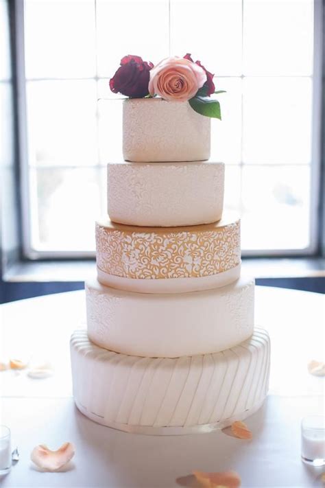 Ultra Romantic Fall Wedding In Virginias Ivy Rose Barn Wedding Cake