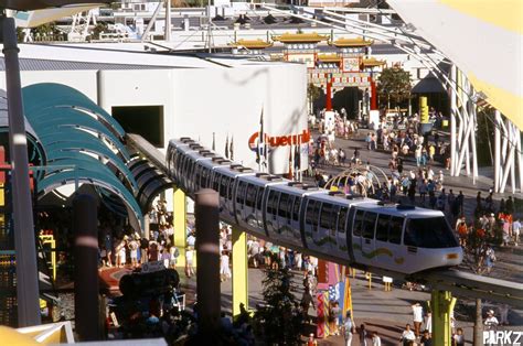 Expo Monorail Parkz Theme Parks