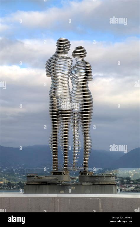 Moving Metal Sculpture Ali And Nino Batumi Georgia Stock Photo Alamy