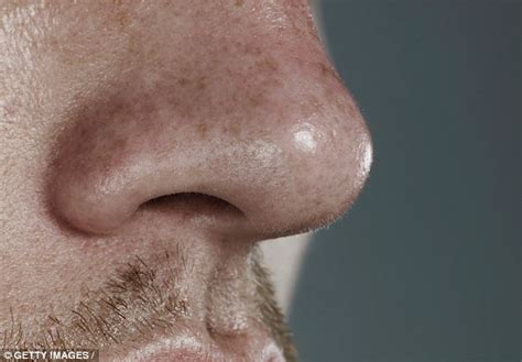 Losing Sense Of Smell Could Be A Sign Youre About To Die Daily Mail Online