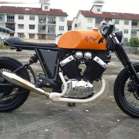 The xv535 is a simple motorcycle to work on, it'll save you money at the garage, and other popular modifications include yamaha virago cafe racer and yamaha virago bobber builds. caferacermalayafan: Virago 535 cafe racer Custom by ...