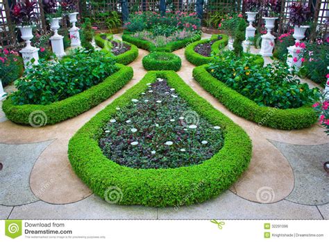 Impressive Garden Designs That Will Take You Aback