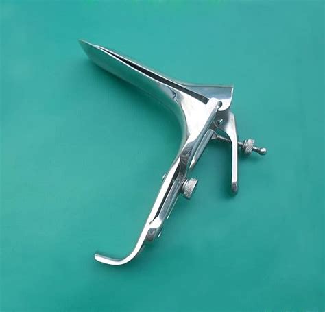 bdeals graves vaginal speculum medium ob gyno surgical instrument amazon ca sports and outdoors