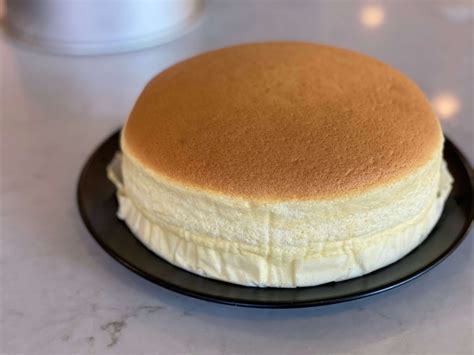 Foolproof Japanese Souffle Cheesecake Recipe Make A Jiggly Japanese Cheesecake That Doesn T
