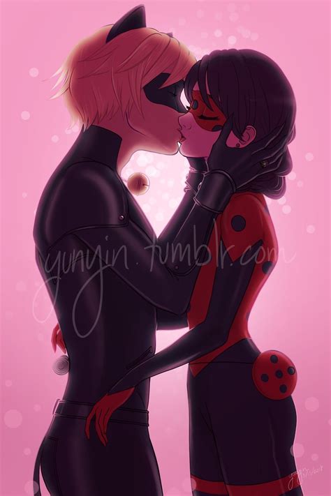 Pin By Miraculouse On Chat Noir In Miraculous Ladybug Kiss Miraculous Ladybug Comic