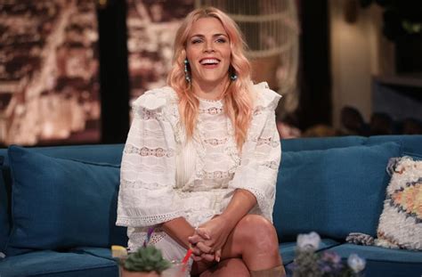 Busy Philipps E ‘decided Not’ To Pick Up ‘busy Tonight’ After Season 1