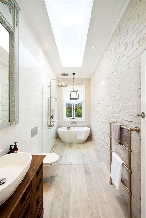Great Layout For A Narrow Space Bathrooms Pinterest Layouts