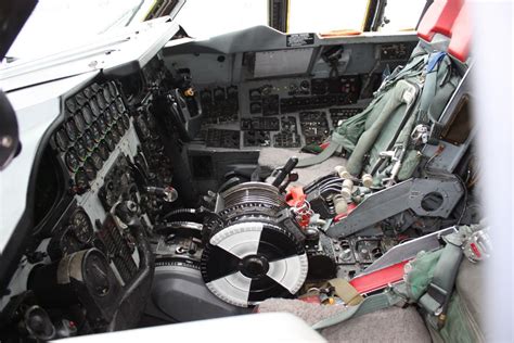 B 52 Cockpit Foto And Bild Luftfahrt Militärfliegerei Verkehr And Fahrzeuge Bilder Auf Fotocommunity