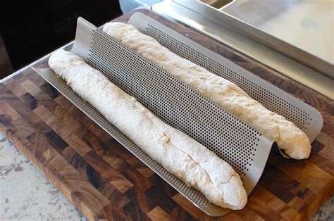 master artisan bread recipe and technique “5 minute european bread loaf” — the 350 degree oven