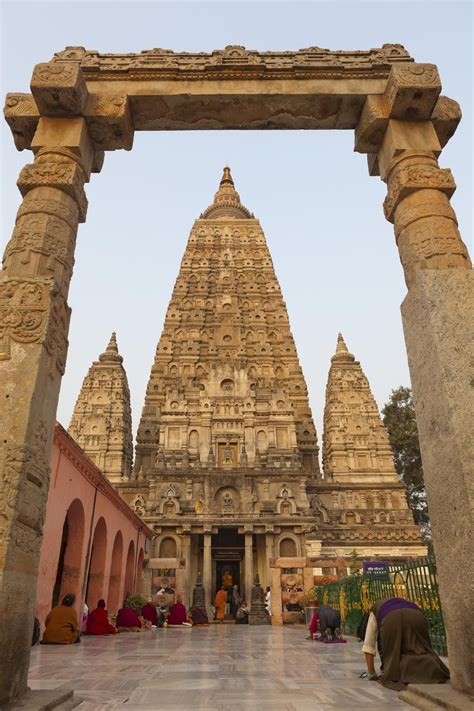 Mahabodhi Temple Bodhgaya Bihar India Travel Trolley Has A Wide Range