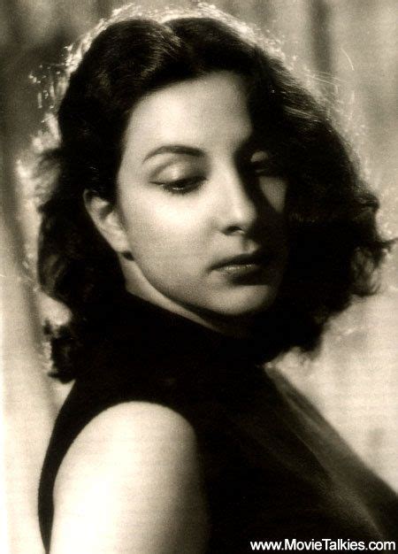 Nargis Best Actress Award Bollywood Celebrities Vintage Bollywood