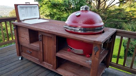 I follow a lot of bbq and outdoor cooking pages on facebook and most of these will be diy jobs or custom made, which is not ideal for everyone. Build your own barbecue grill table | DIY, Barbecue Grill ...