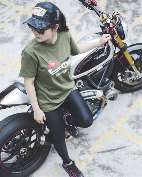 イダー バイク女子 모터사이클 여성라이더 Motosikal Xegắnmáy Motorsiklo Sepedamotor Lady Biker Biker Girl
